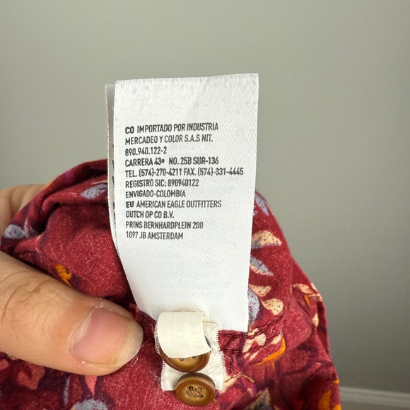 American Eagle Outfitters Men's Classic Fit Short Sleeve Button Down Size XL - Picture 7 of 7